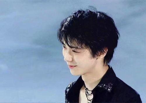 娱乐吃瓜酱羽生结弦,冰上舞者,娱乐界的瓜王传奇” 第1张 娱乐吃瓜酱羽生结弦,冰上舞者,娱乐界的瓜王传奇” 第1张